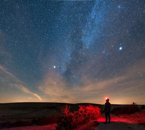 Observation des étoiles à 21h le 20 septembre © Etienne Jammes - Parc national des Cévennes